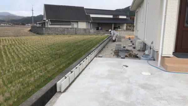 田川郡にて新築物件の外構工事（ブロック積み）